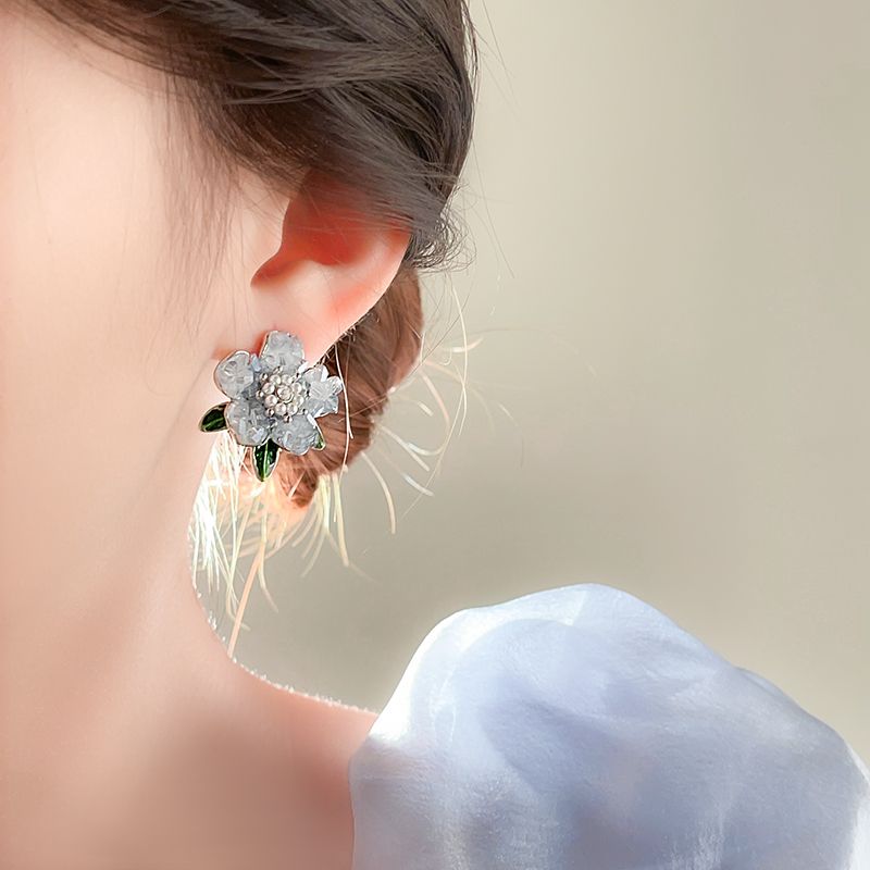 Camellia pearl stud earrings